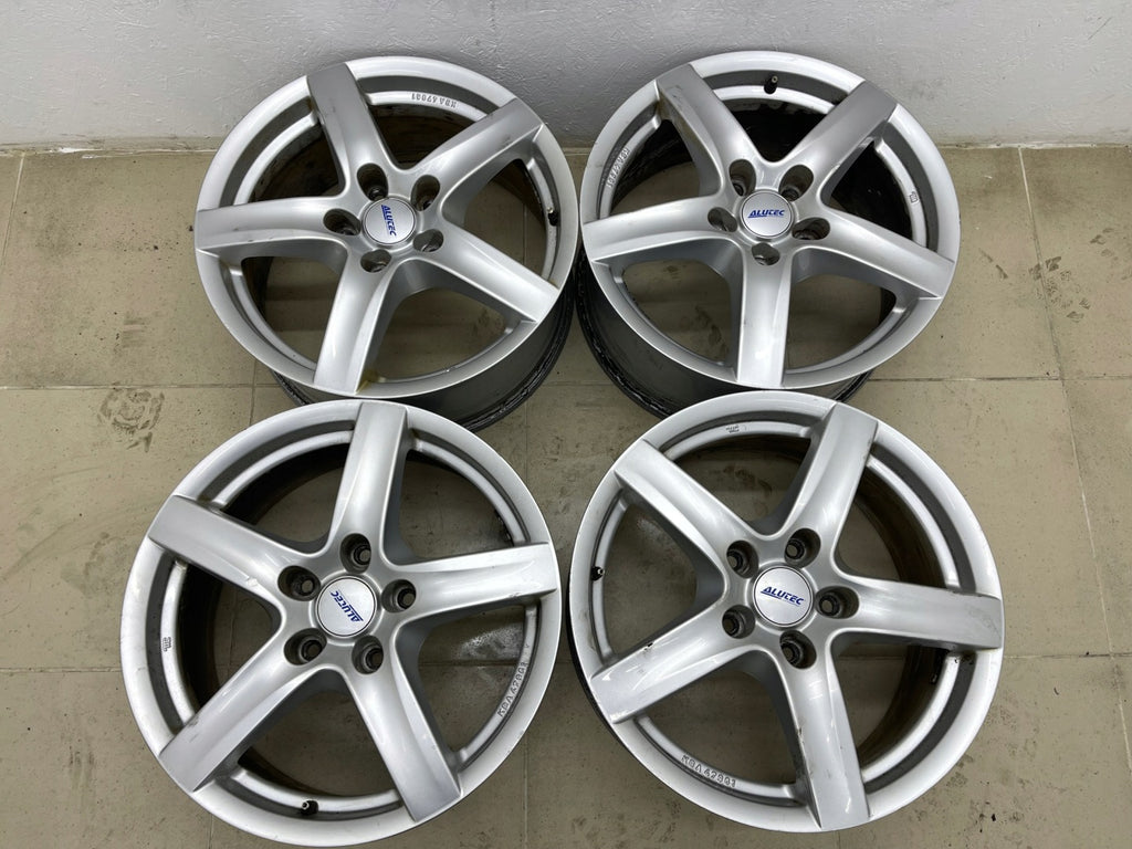 4x Alufelge 18 Zoll 8.0" 5x112 52ET Glanz Silber KBA47961 Audi Q7 Touareg FEL5122605755rz