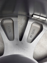 Laden Sie das Bild in den Galerie-Viewer, 1x Alufelge 18 Zoll 7.0" 5x114.3 45ET Glanz Graphit 9965787080 Mazda Cx30 Cx-30 FEL9553921937gs