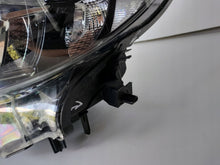 Laden Sie das Bild in den Galerie-Viewer, Frontscheinwerfer Mazda 6 Gj 576941007G Links Scheinwerfer Headlight