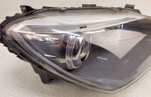 Laden Sie das Bild in den Galerie-Viewer, Frontscheinwerfer BMW 6 F12 F13 7222086 7255724 Xenon Rechts Headlight SCH4149527461iy