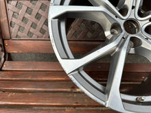 Load image into Gallery viewer, 1x Alufelge 19 Zoll 10.0" 5x114.3 40ET Glanz Graphit 6883642 BMW Z4 G29 Mg FEL8759282785ti