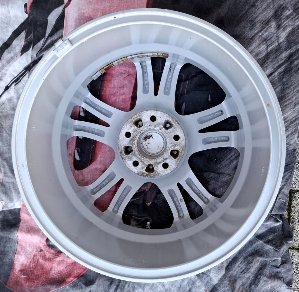 1x Alufelge 17 Zoll 7.0" 5x114.3 47ET Silber WI147017 Hyundai I Rim Wheel FEL8025227661ne