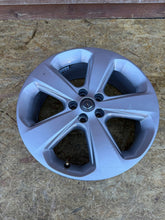 Laden Sie das Bild in den Galerie-Viewer, 1x Alufelge 18 Zoll 5x105 95181597 Opel Mokka Rim Wheel FEL1005429247jz