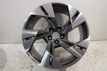 Laden Sie das Bild in den Galerie-Viewer, 1x Alufelge 20 Zoll 9.0" 5x112 38ET Glanz Silber 4KE601025T Audi Mg Rim Wheel FEL2387088793gb