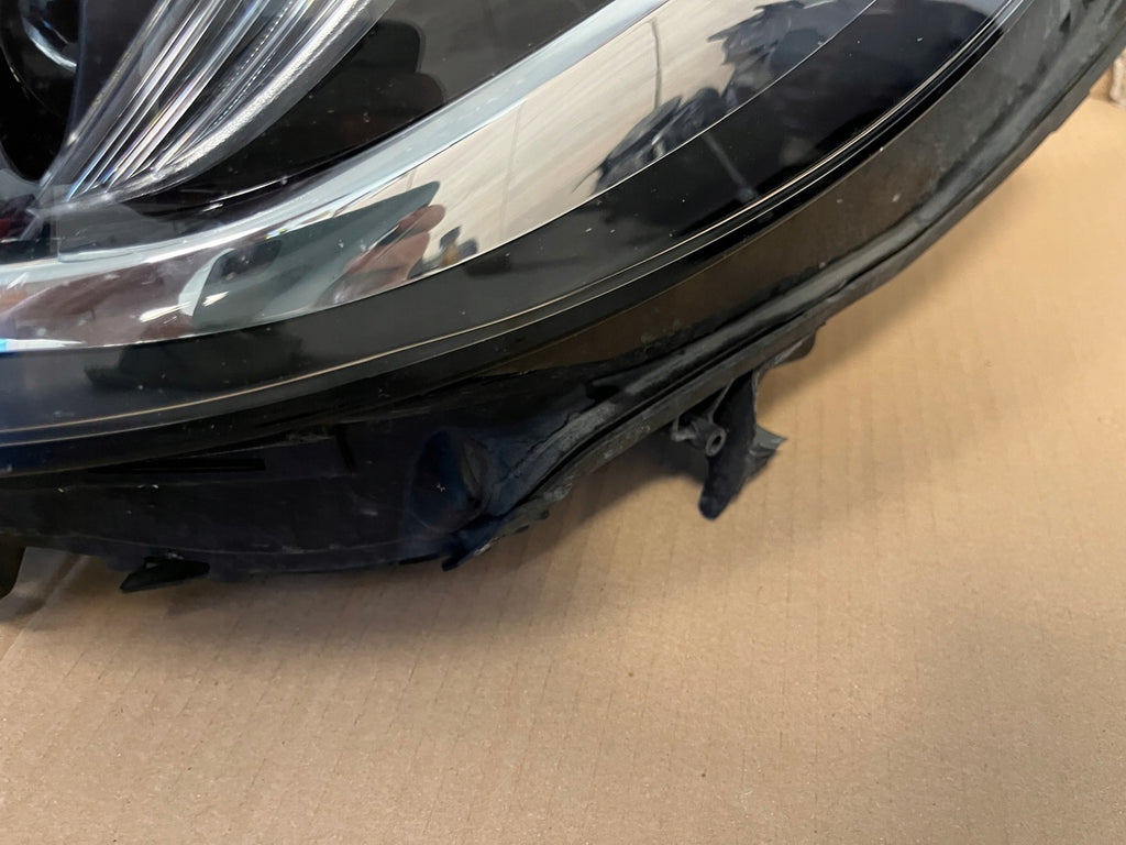 Frontscheinwerfer Opel Astra LED Ein Stück (Rechts oder Links) Headlight