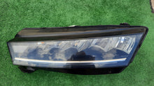 Laden Sie das Bild in den Galerie-Viewer, Frontscheinwerfer Skoda Octavia I 5E4941015 Full LED Links Headlight SCH5221208125qo