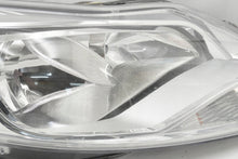 Load image into Gallery viewer, Frontscheinwerfer Ford Focus Rechts Scheinwerfer Headlight SCH6634567019gt