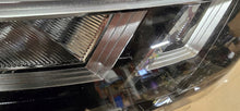 Laden Sie das Bild in den Galerie-Viewer, Frontscheinwerfer Dacia Dokker 260109550R Rechts Scheinwerfer Headlight SCH3815306361vq