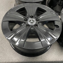 Laden Sie das Bild in den Galerie-Viewer, 4x Alufelge 18 Zoll 8.0&quot; 5x112 A2134013700 Mercedes-Benz Rim Wheel