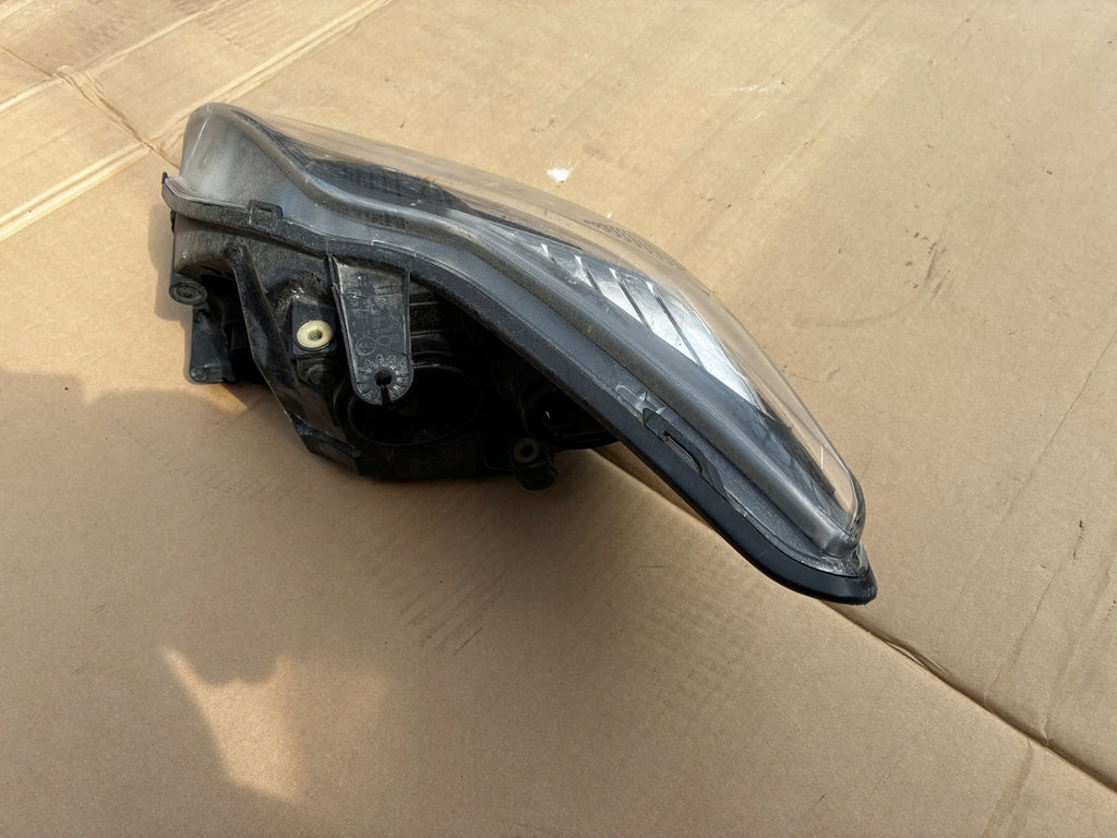 Frontscheinwerfer Ford Focus 8M51-13D154-CD Xenon Rechts Scheinwerfer Headlight SCH8541100312ew