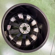 Load image into Gallery viewer, 1x Alufelge 19 Zoll 8.0" 5x112 45ET Graphit 5LA601025 Skoda Rim Wheel FEL6655776674xg
