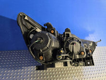 Laden Sie das Bild in den Galerie-Viewer, Frontscheinwerfer Mitsubishi Asx P9135L Links Scheinwerfer Headlight