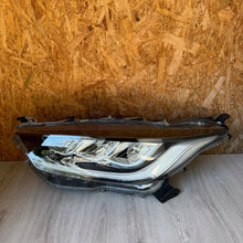 Load image into Gallery viewer, Frontscheinwerfer Toyota Yaris Ein Satz Scheinwerfer Headlight SCH4659101856ij
