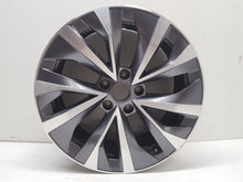 Laden Sie das Bild in den Galerie-Viewer, 1x Alufelge 18 Zoll 7.5&quot; 5x112 40ET 565601025AL Skoda Kodiaq Rim Wheel