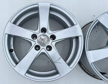 Laden Sie das Bild in den Galerie-Viewer, 4x Alufelge 15 Zoll 6.0" 5x112 48ET Glanz Silber 47672 Audi I Rim Wheel FEL8101646246ta