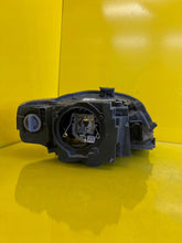 Load image into Gallery viewer, Frontscheinwerfer Audi A4 B7 8E0941003BM Xenon Links Scheinwerfer Headlight