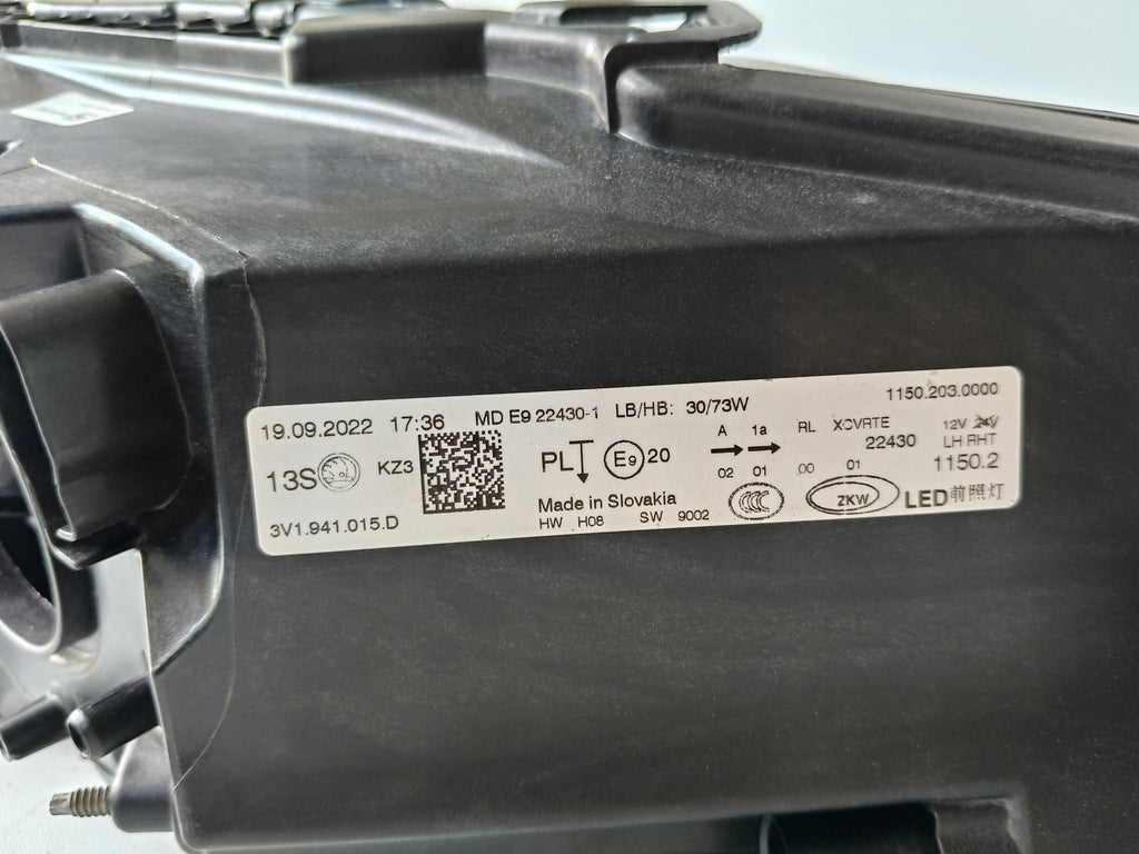 Frontscheinwerfer Skoda Superb III 3V0- 3V1941015D Full LED Rechts oder Links