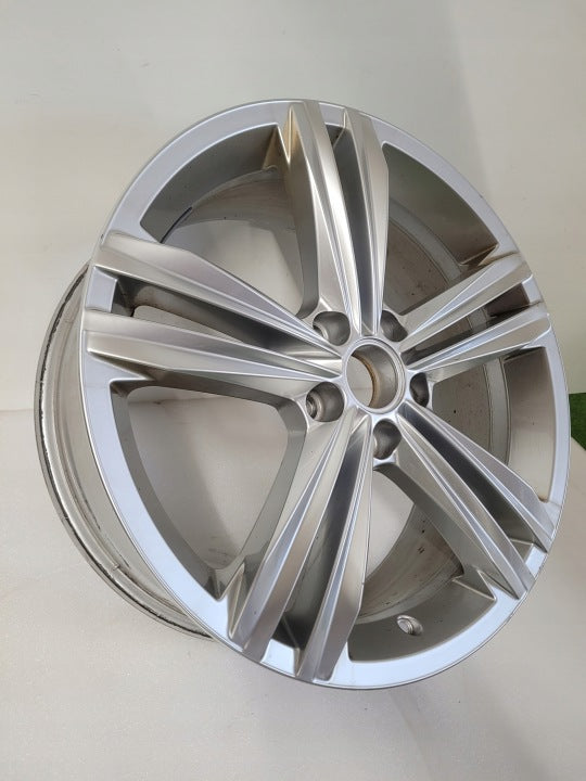 1x Alufelge 18 Zoll 7.0" 5x112 5NA601025M VW Tiguan Rim Wheel FEL8884754694wo