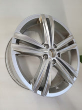 Load image into Gallery viewer, 1x Alufelge 18 Zoll 7.0" 5x112 5NA601025M VW Tiguan Rim Wheel FEL8884754694wo