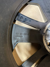 Laden Sie das Bild in den Galerie-Viewer, 1x Alufelge 18 Zoll 7.5&quot; 5x112 48ET 5E30601025AP Skoda Octavia 5e3 Rim Wheel