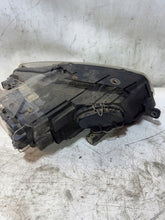 Load image into Gallery viewer, Frontscheinwerfer VW Passat 89312650 Links Scheinwerfer Headlight SCH4210678694jm