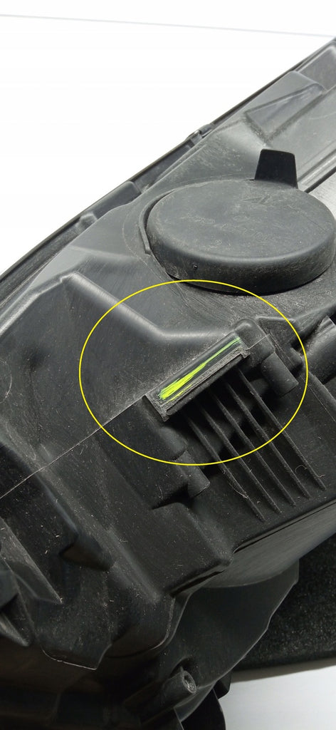 Frontscheinwerfer Renault Captur I 260105066R 030128120200 1305631307 Rechts SCH2546311906ad