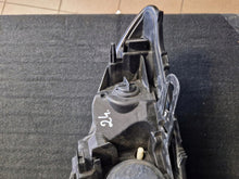 Laden Sie das Bild in den Galerie-Viewer, Frontscheinwerfer Renault Megane III 260606227R Links Scheinwerfer Headlight SCH9329692307pt