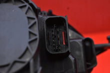 Laden Sie das Bild in den Galerie-Viewer, Frontscheinwerfer Mini R55 162703-05 Links Scheinwerfer Headlight SCH2700115329vz