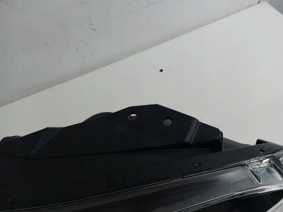 Frontscheinwerfer Kia Ceed 92102-J7051 92102-J7XXX J791-22040 J792111020 Rechts