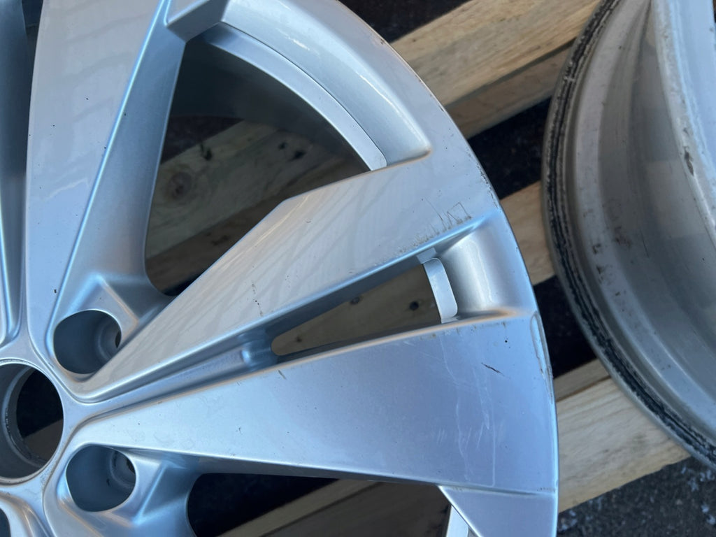 1x Alufelge 19 Zoll 8.0" 5x112 Glanz 11A071499-422 VW Id.4 Rim Wheel FEL9437957990fc