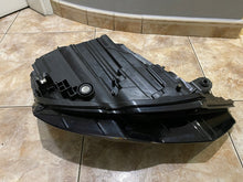 Laden Sie das Bild in den Galerie-Viewer, Frontscheinwerfer Audi A6 C8 4K0941039 Full LED Links Scheinwerfer Headlight