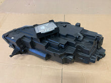 Laden Sie das Bild in den Galerie-Viewer, Frontscheinwerfer Ford Kuga LV4B-13017-AH- Links Scheinwerfer Headlight SCH6482292854ca
