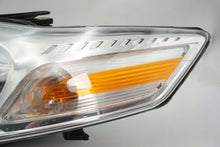 Load image into Gallery viewer, Frontscheinwerfer Ford Mondeo I Links Scheinwerfer Headlight SCH5701428281at
