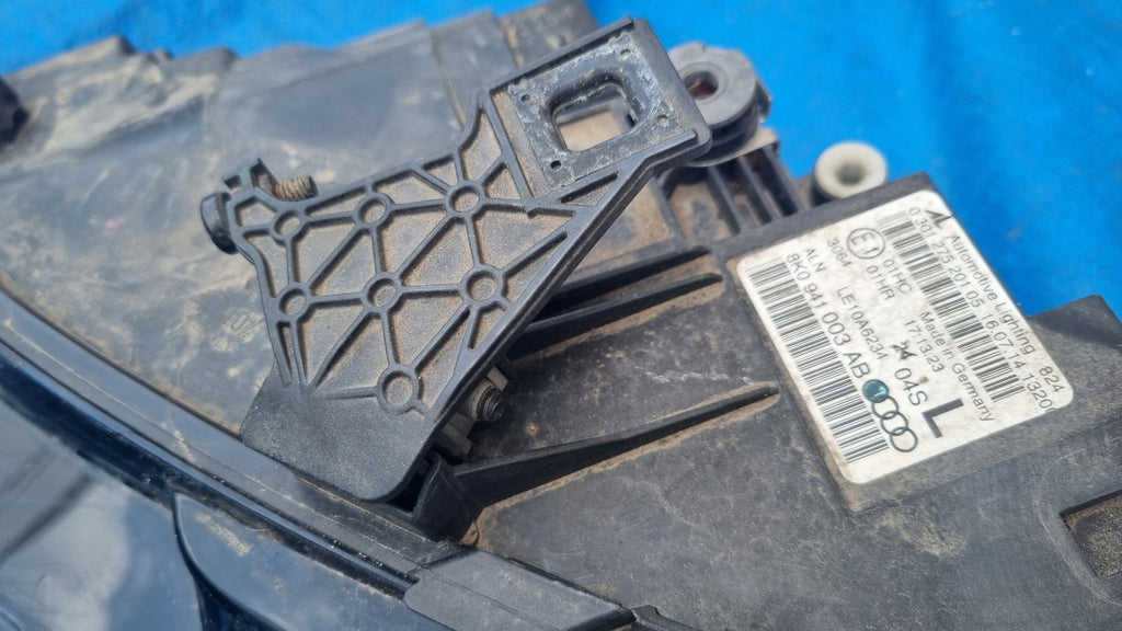 Frontscheinwerfer Audi A4 B8 8K0941003AB Ein Stück (Rechts oder Links) Headlight