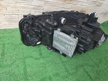 Laden Sie das Bild in den Galerie-Viewer, Frontscheinwerfer BMW 5 G31 G30 8082655-05 LED Links Scheinwerfer Headlight SCH2106658697bg
