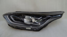 Laden Sie das Bild in den Galerie-Viewer, Frontscheinwerfer Kia Ceed 92101-J7100 KA1F51040 LED Links Headlight