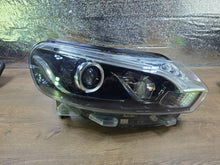 Load image into Gallery viewer, Frontscheinwerfer Toyota Proace 9808237480 Rechts Scheinwerfer Headlight SCH3903204105ie