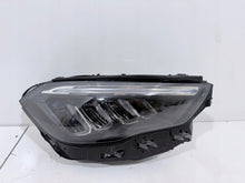 Laden Sie das Bild in den Galerie-Viewer, Frontscheinwerfer Mercedes-Benz Gla H247 2479066207 Rechts Headlight SCH5122967957yi