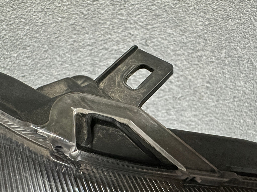 Frontscheinwerfer Toyota Yaris LED Rechts Scheinwerfer Headlight