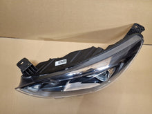 Laden Sie das Bild in den Galerie-Viewer, Frontscheinwerfer Ford Focus MX7B-13E015-CD LED Links Scheinwerfer Headlight