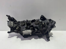 Laden Sie das Bild in den Galerie-Viewer, Frontscheinwerfer Renault Koleos II 260600731R FALSE Scheinwerfer Headlight SCH5586650966ra