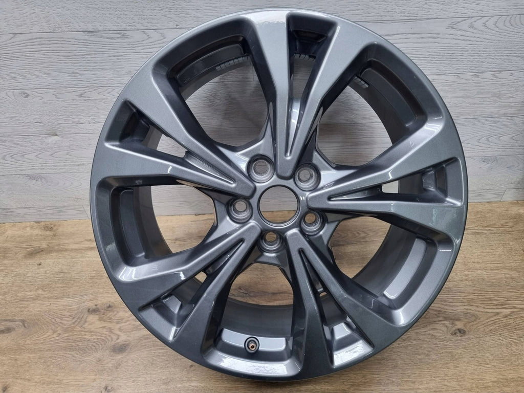 1x Alufelge 18 Zoll 7.5" 5x108 50ET Glanz Silber LV4C-N2B Ford Kuga Iii FEL6420530784wh