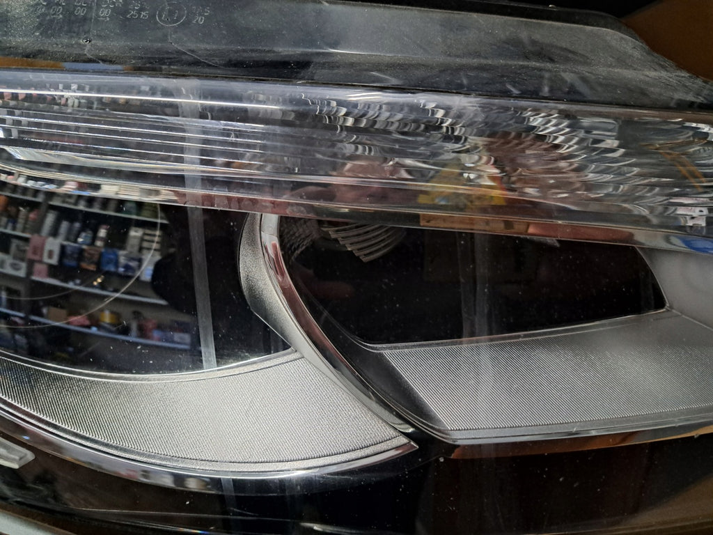 Frontscheinwerfer Audi A3 8P0941004BE 8P0941003BE Vorderseite Headlight SCH1765778517sq