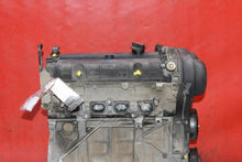 Laden Sie das Bild in den Galerie-Viewer, Motor Ford Focus IQDB 1.6 105PS 77kW 2011 Benzin Engine Unkomplett MOT7446363142fz