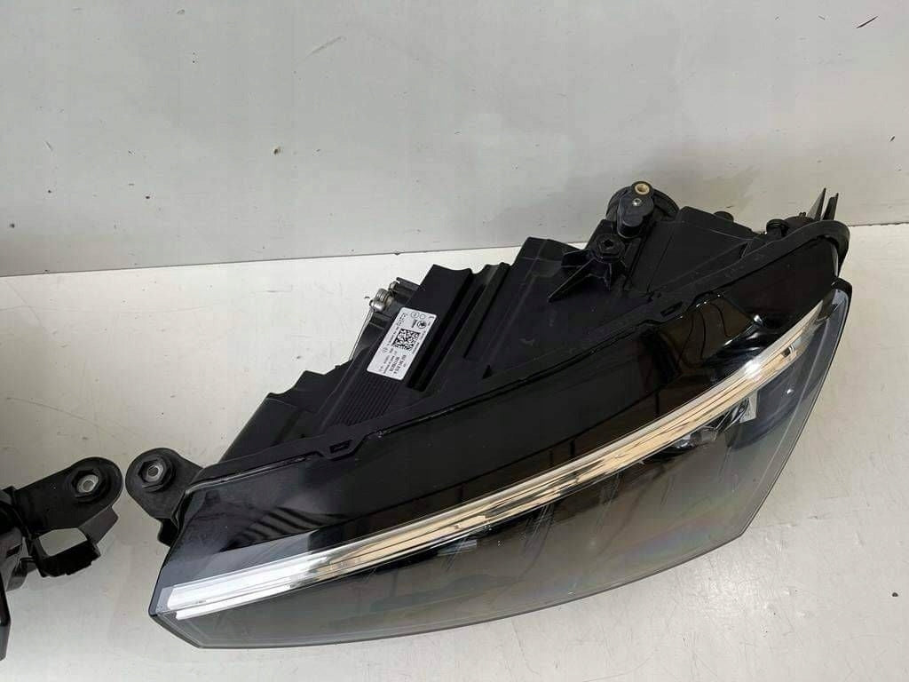 Frontscheinwerfer Skoda Scala 657941016A Ein Stück (Rechts oder Links) Headlight SCH3662646202kh