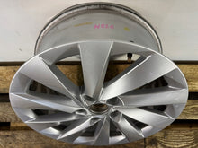 Load image into Gallery viewer, 1x Alufelge 17 Zoll 7.0" 5x112 5E3601025 Skoda Octavia 5e3 Iv Rim Wheel FEL7346096377oe