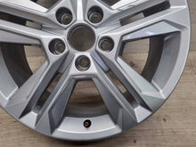 Laden Sie das Bild in den Galerie-Viewer, 1x Alufelge 17 Zoll 81A601025AJ Audi Q2 Rim Wheel FEL7398726848ag
