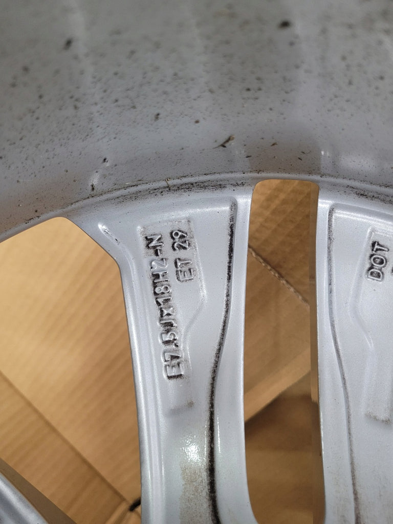 1x Alufelge 18 Zoll 7.5" 5x112 29ET Glanz Silber 8W9601025B Audi A4 B9 Rim Wheel FEL7634565252cn