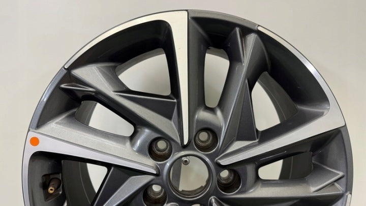 1x Alufelge 17 Zoll 7.0" 5x114.3 53ET Glanz Graphit 52910-G4700 Hyundai I Mg FEL9378663092ek