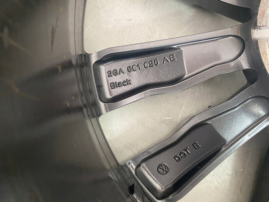 1x Alufelge 19 Zoll 8.0" 5x112 47ET Glanz Graphit 2GA601025F Mg T-Roc Rim Wheel FEL8588165071cq